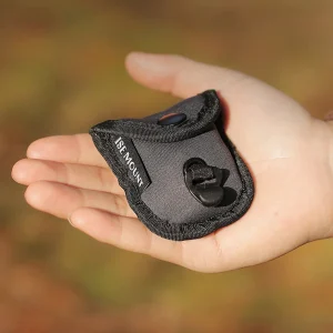 Portable travel clothesline with clips